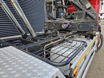 TGS 26.400 6x2 / 6x4 / HMF Z KRAAN + CONTAINERSYSTEM